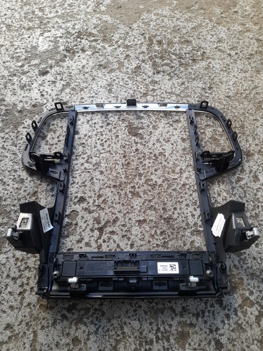 Rama Grila Centrală Aer Trim Navigație Renault Megane 4 Talisman