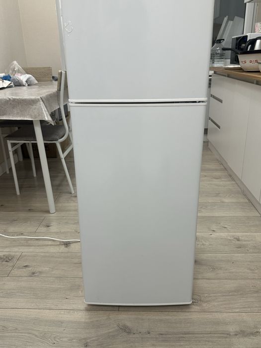 Холодильник Almagreen BCD - 228 белый