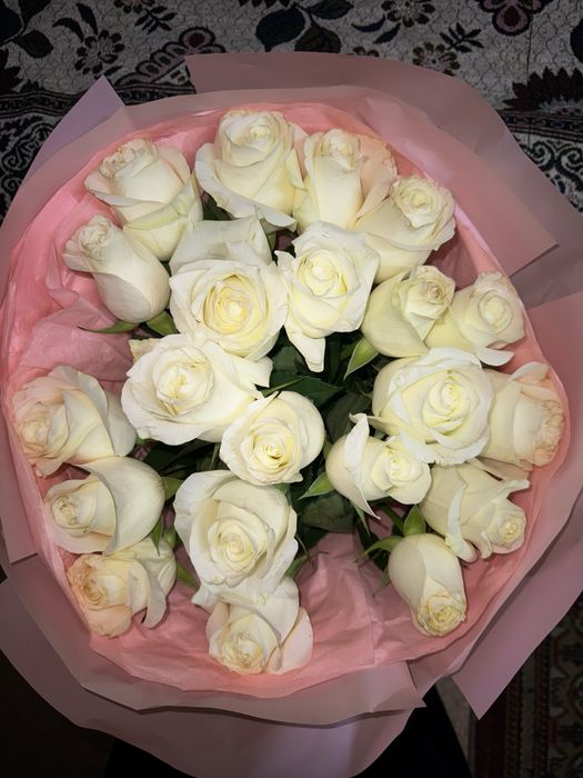 21 штук белый роза.