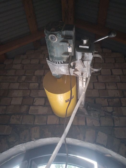 Almazniy bureniya beton teshish xizmati