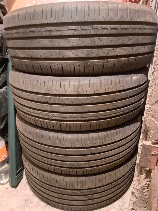 Гуми Continental Eco Contact 6 215 / 55 R 17 V