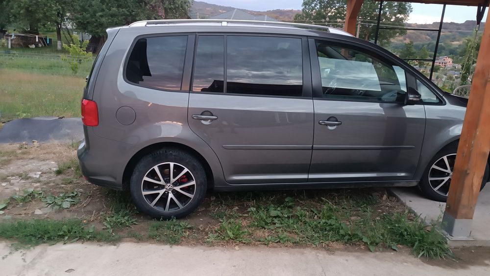 Vw Touran 1.6 tdi 7 locuri