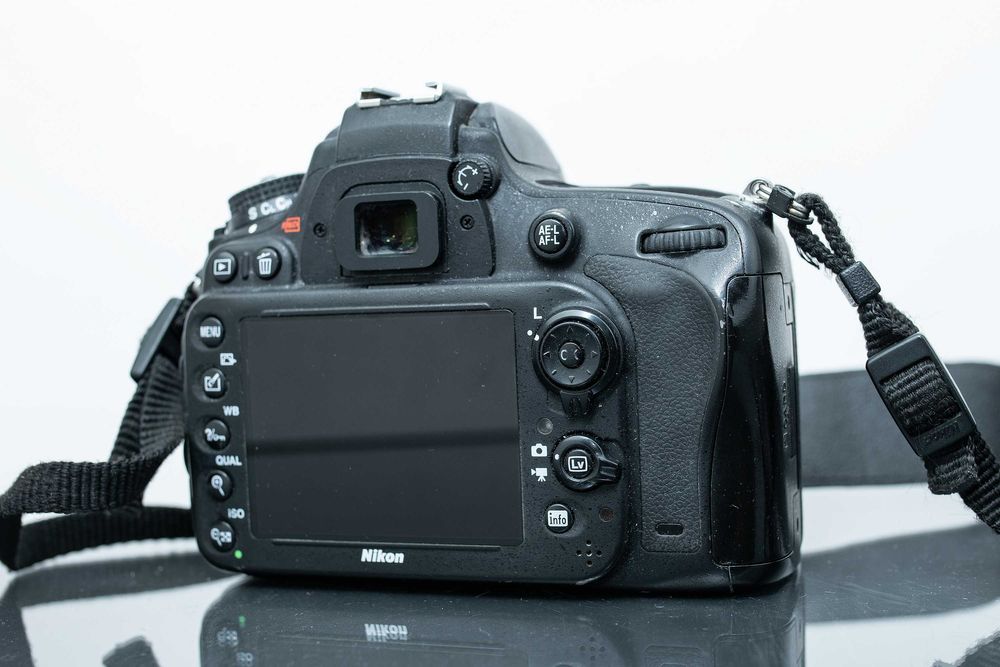 НАМАЛЕНИЕ!! До края на Април. Фотоапарат Nikon D610 + обектив Nikon AF-S Nikkor 50mm f/1.8G