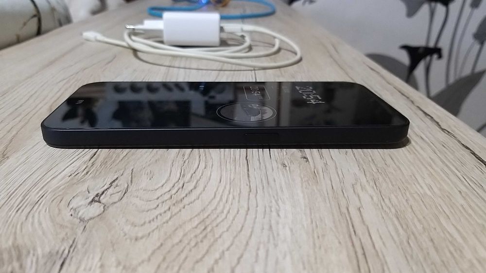 Nothing Phone 2a 12GB+2GB RAM /256GB