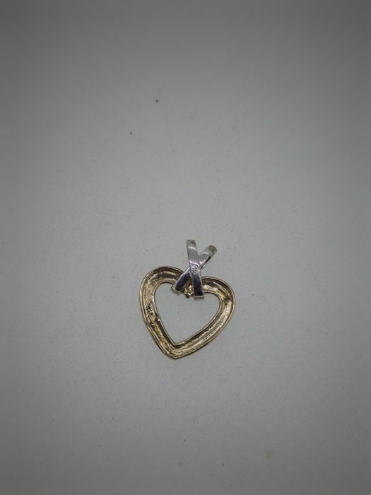 Pandantiv aur 9k 0.9gr  cu diamante naturale (r)(r)