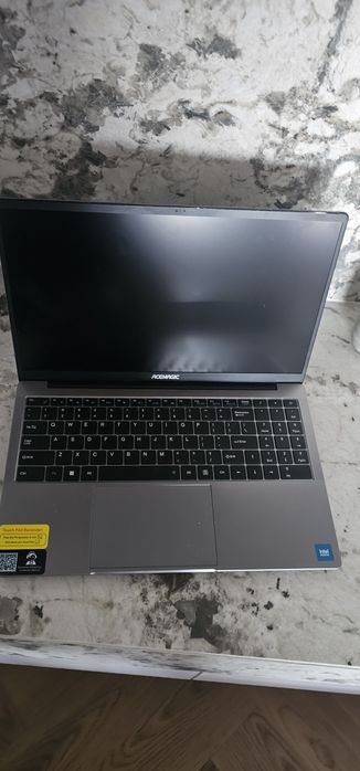 Laprop  ACEMAGIC ax15,16GBRAM,ssd512 GB