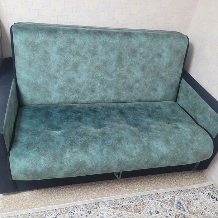 ПРОДАМ  МИНИ ДИВАН 70000тг торг