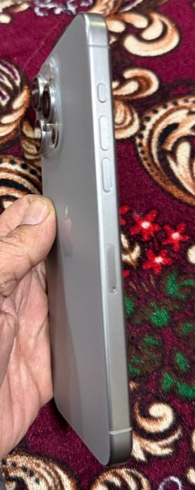 продается Айфон 15 про макс