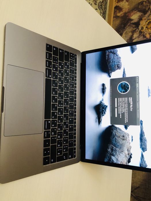 MacBook Pro 13, 2017 года, 256gb