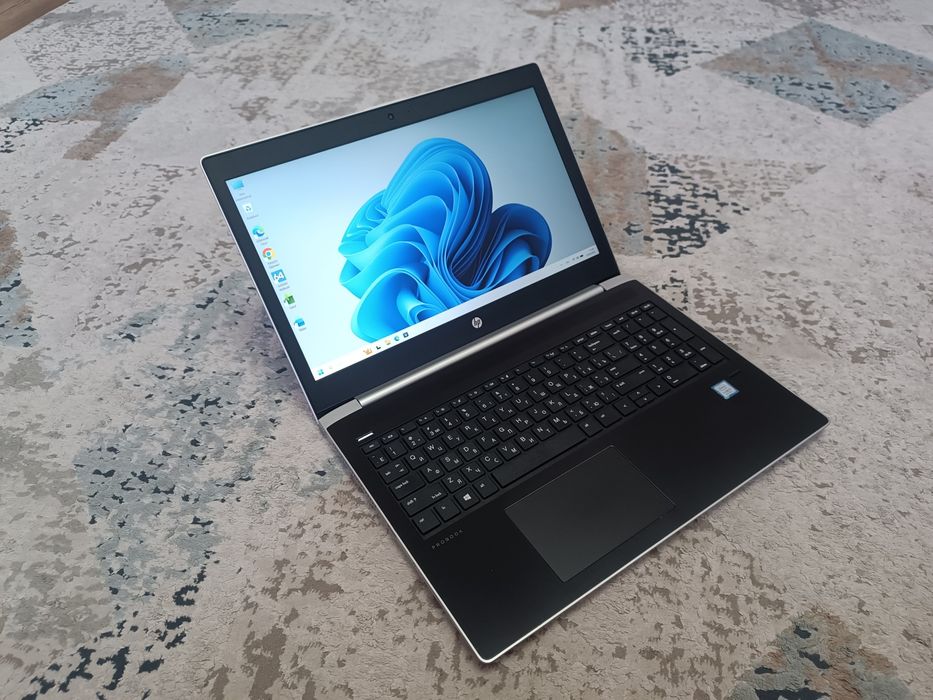 Мощный 8 ядерный с SSD, Full HD ноутбук