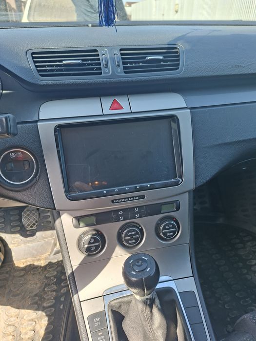 Vând passat b 6 an 2008