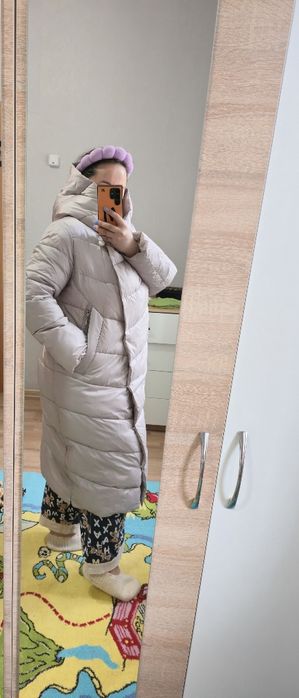 Продам зимний пуховик 50-52 размера