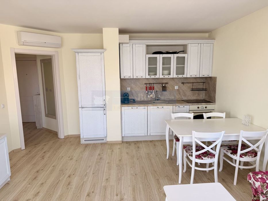 Дава се под наем Двустаен апартамент в Черноморец - 75 кв.м за 1595.79 € - Снимка #3