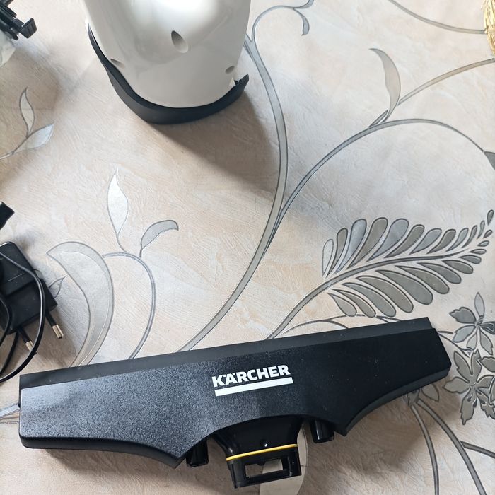 Уред за почистване на прозорци Karcher WV2 Plus N