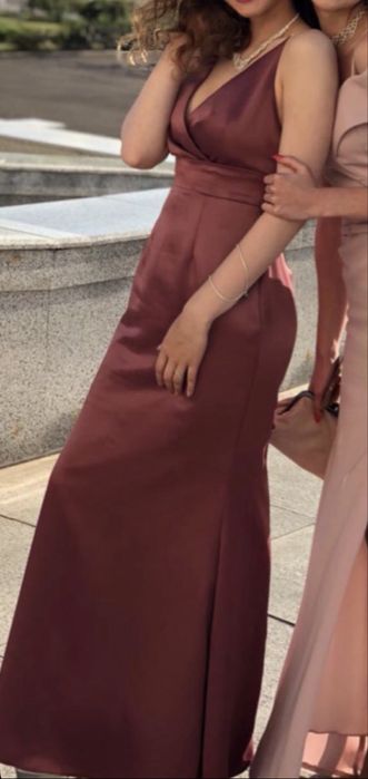 Продам два вечерних платья