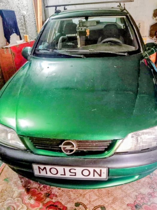 Продам машину Opel