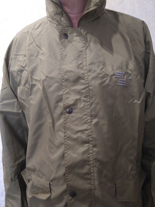 Новая, Куртка,, с капюшоном, размер-L