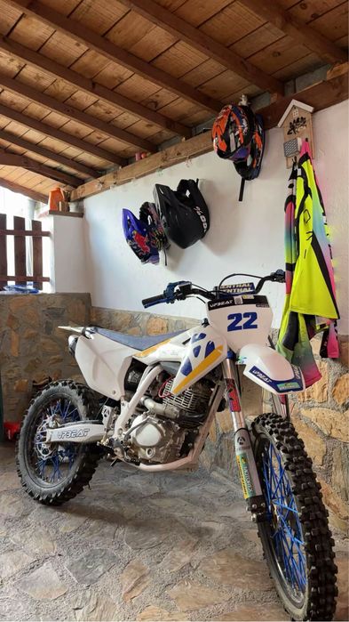Продава се Upbeat 250cc