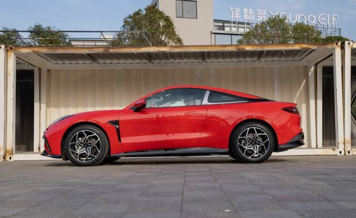Neta GT 580 AWD | 3.7s | 462 л.с.

Цвет: красный

Мощность – 462 л.с.