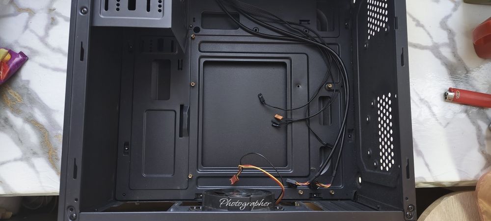 Продам небольшой корпус для ПК