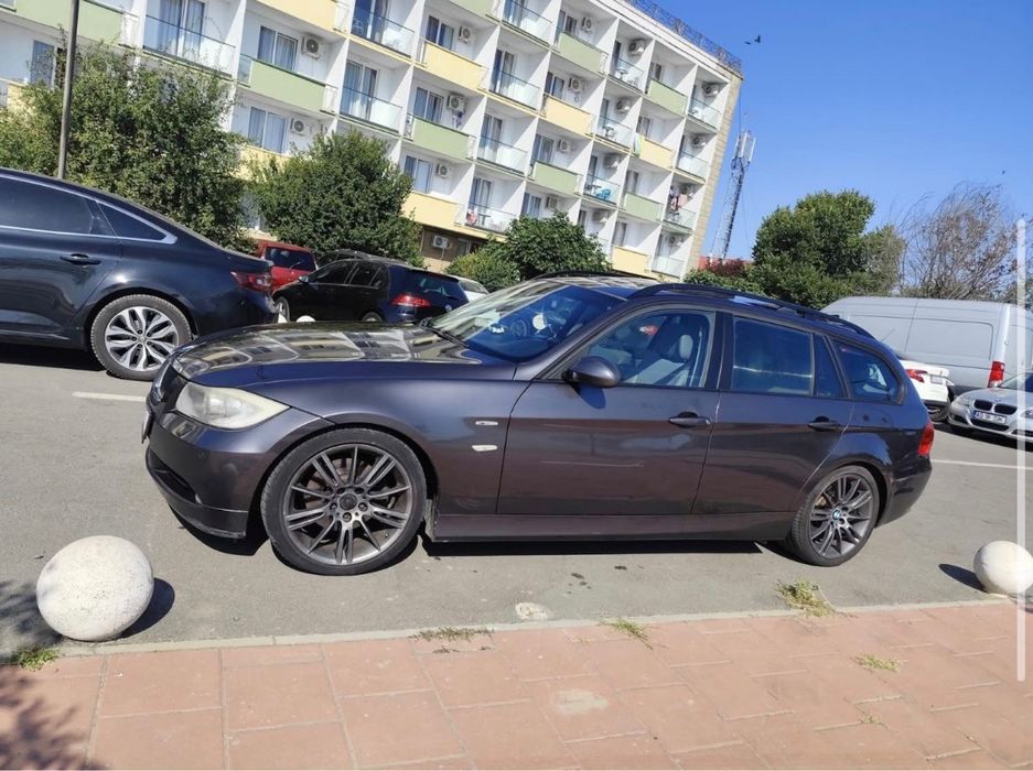 Vând BMW E91 143hpN47