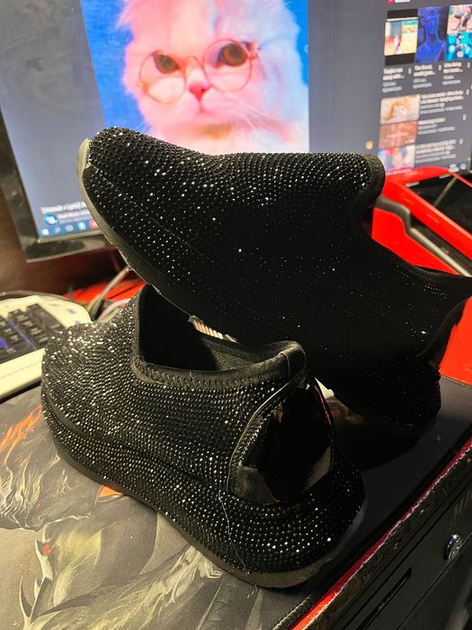 Шапка, Тройка, Куртка, Кросовка