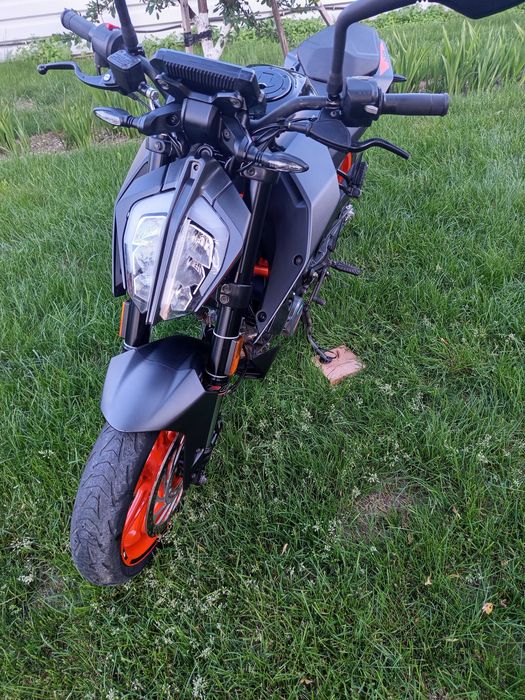 Ktm Duke 125 motocicleta A1