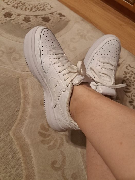 Дамски високи кецове Nike
