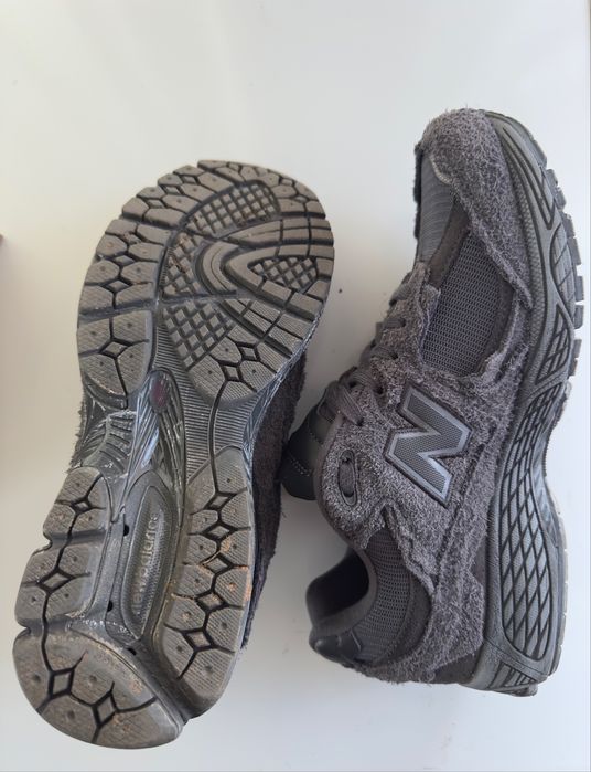 Vand New Balance 2002R Phantom