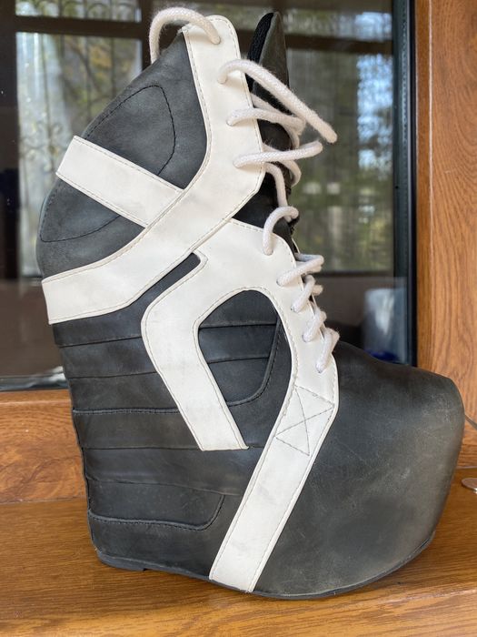 Ботинки женские