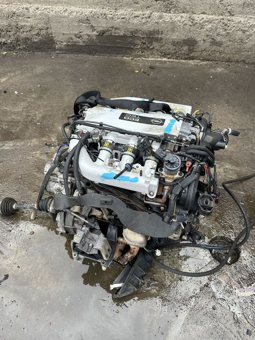 Двигатель Опель вектра x2.5xe