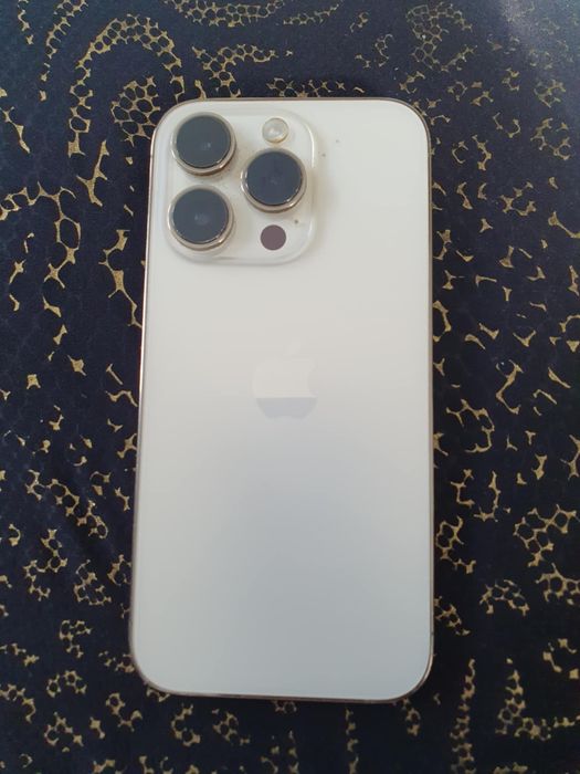 Iphone 14 pro  gold