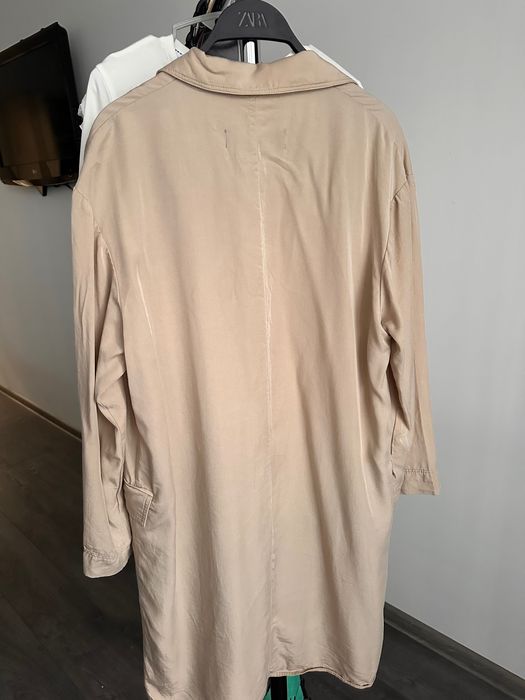 Запазен Шлифер на Зара