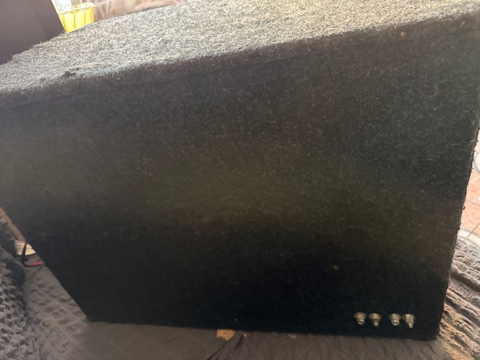 Бас каса jbl PB1224 1600w