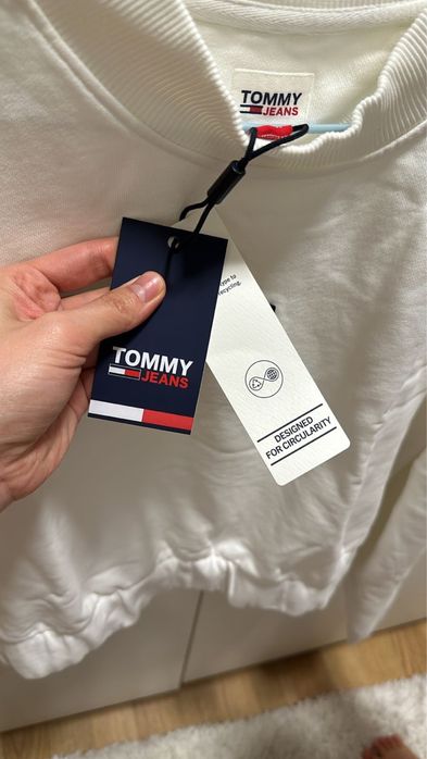 Свитшот Tommy hilfiger оригинал новый