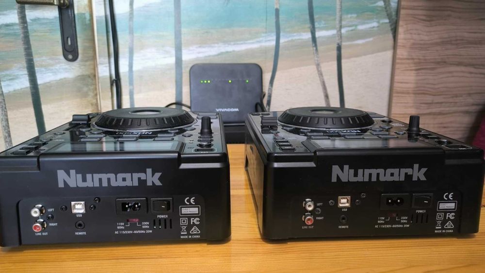 2бр. Numark NDX500 + куфар Magma