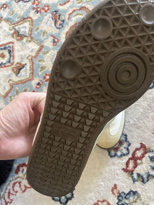 Продам кроссовки .Не дорого!