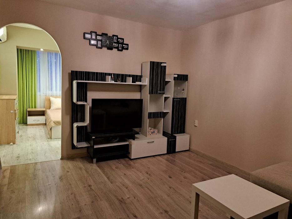 Дава се под наем Тристаен апартамент в Ямбол, Аврен - 64 кв.м за 204 € - Снимка #6