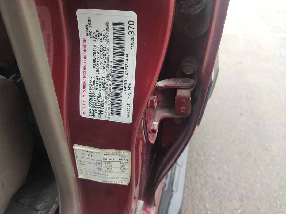 Mitsubishi Montero sport