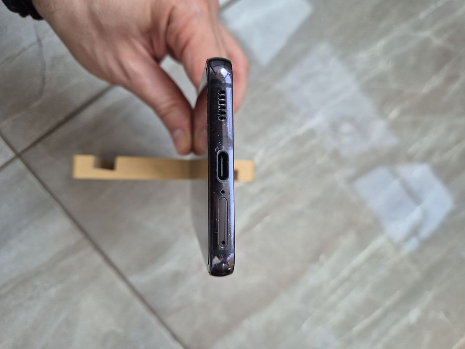 Samsung S22 256GB in stare foarte bună