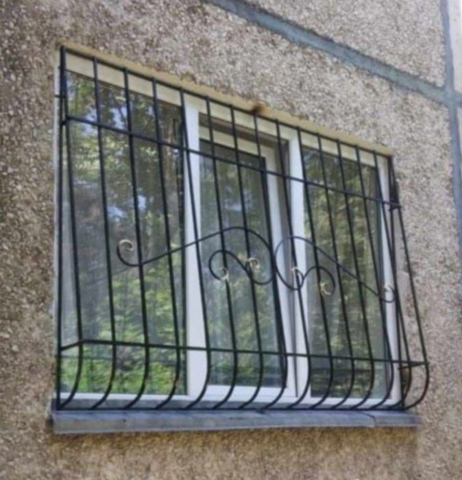Решётка на окно и балконе
