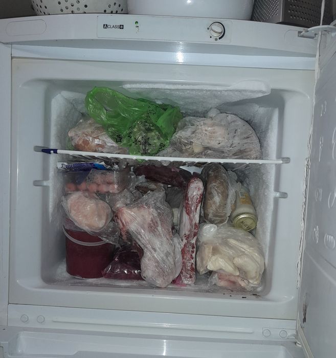 Холодильник , б/у,  Индезит.