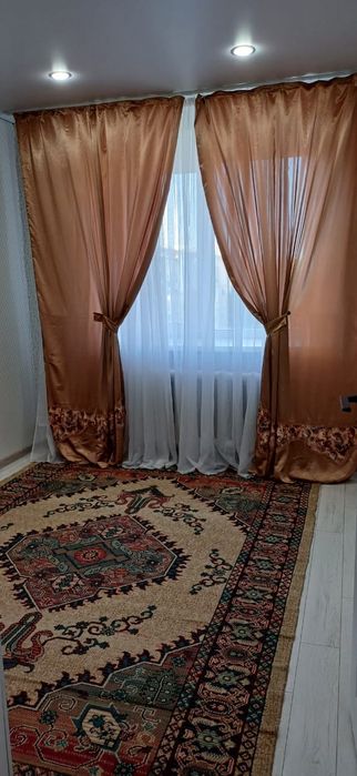 Сдам 3 комн.кв центр.