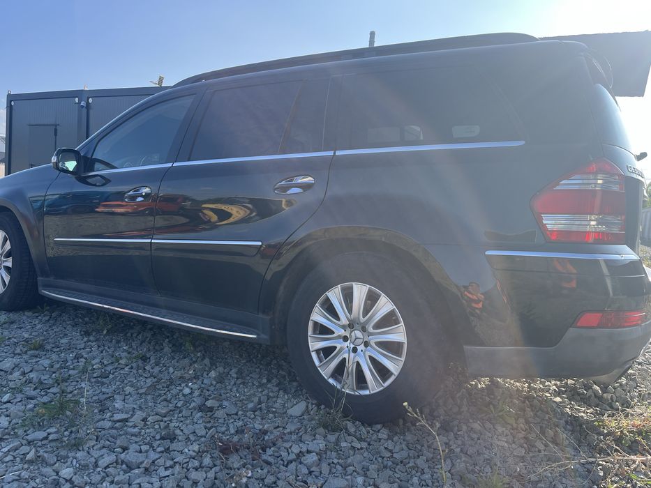MERCEDES-BENZ GL-Class 0 — imagine 2
