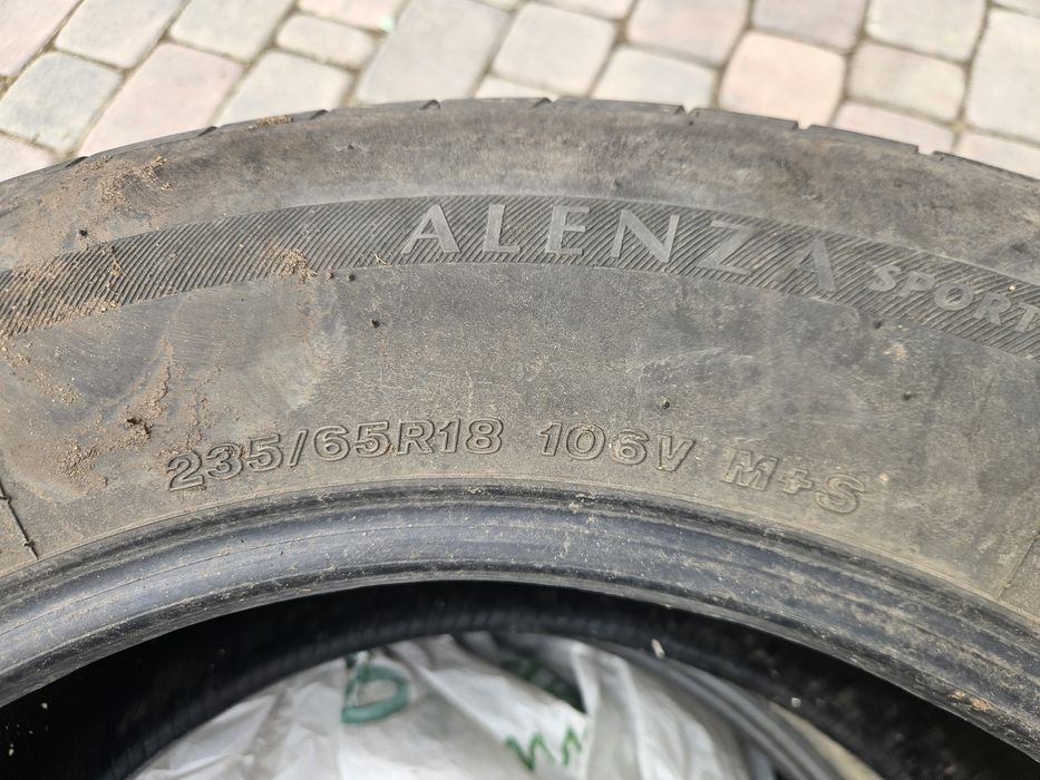 Шины Bridgestone 235/65/18