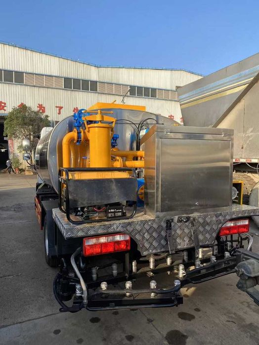 автогудронатор новый