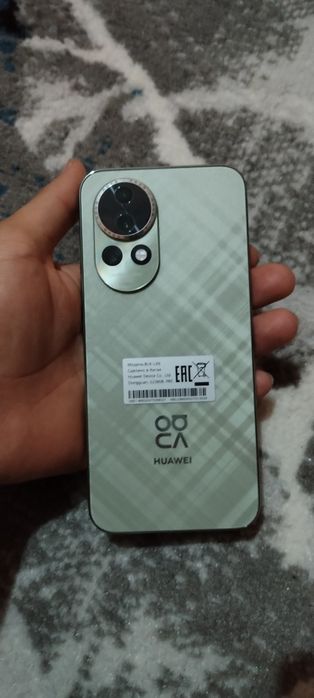Huawei Nova 13 yengi olganmga 5 kun boldi pul zarurligi uchun sotvomma