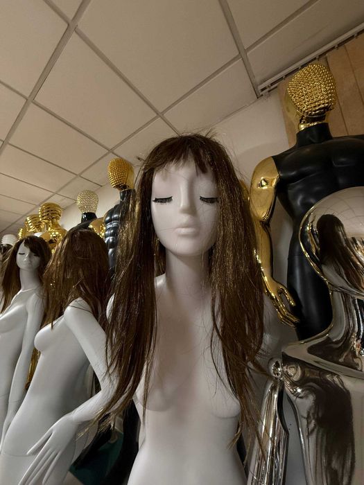 maniken veshalka