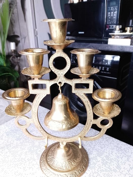 Кон от месинг и ва