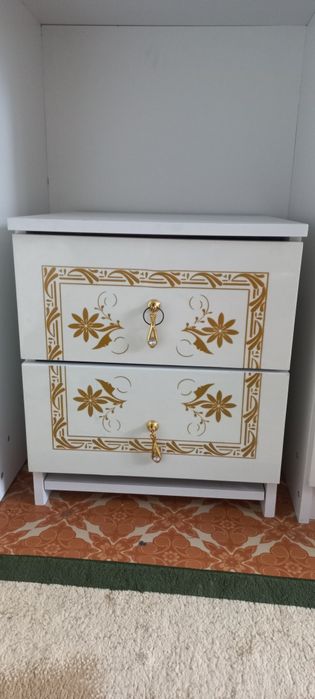 Продаются прикроватные тумбочки